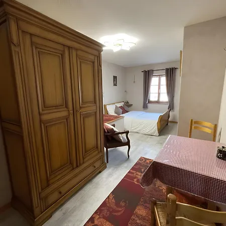 Trog Bed and breakfast 3*